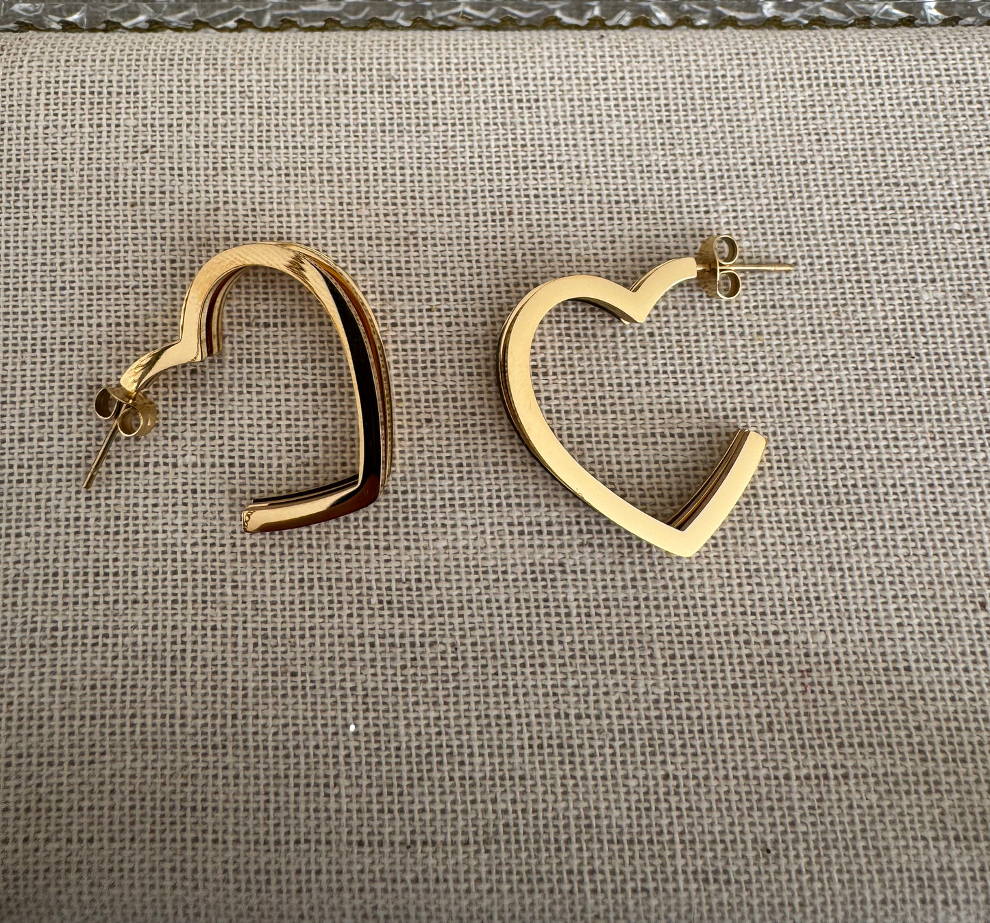 Corazon Hoops