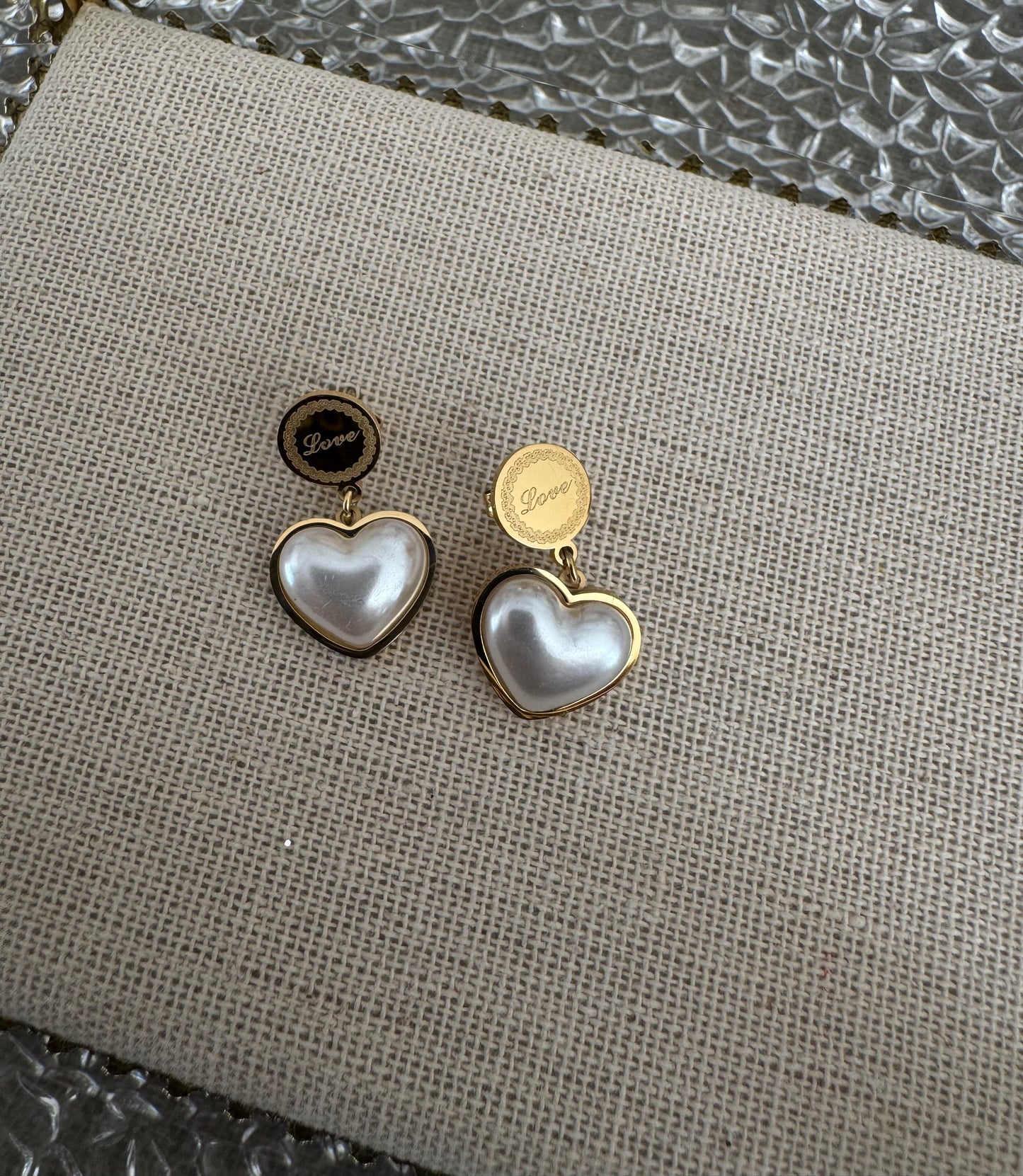 Amore Studs