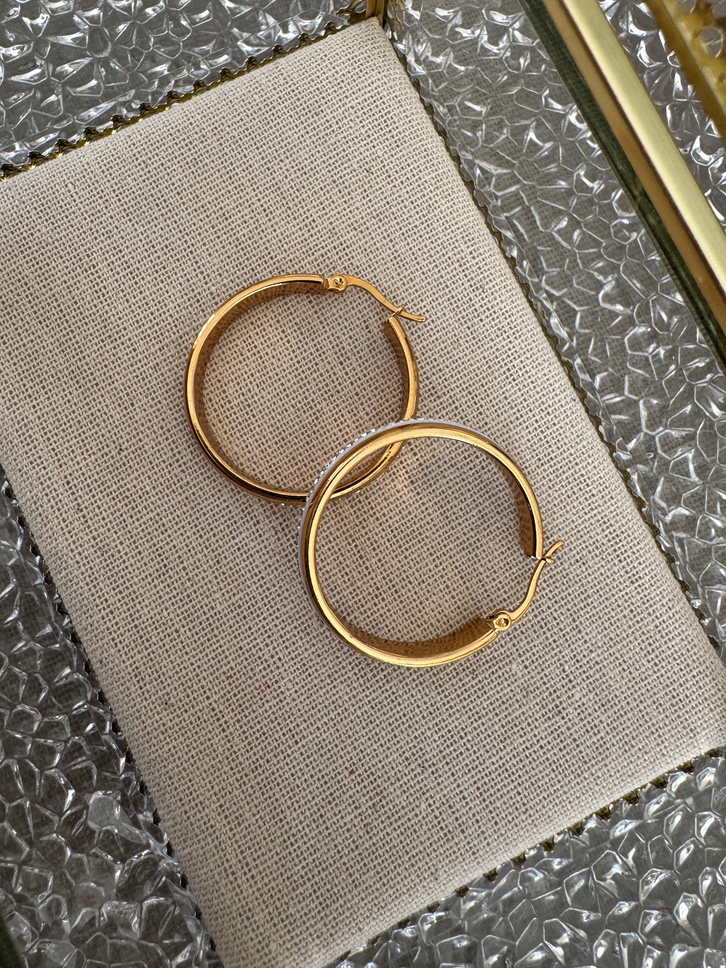Celine Hoops
